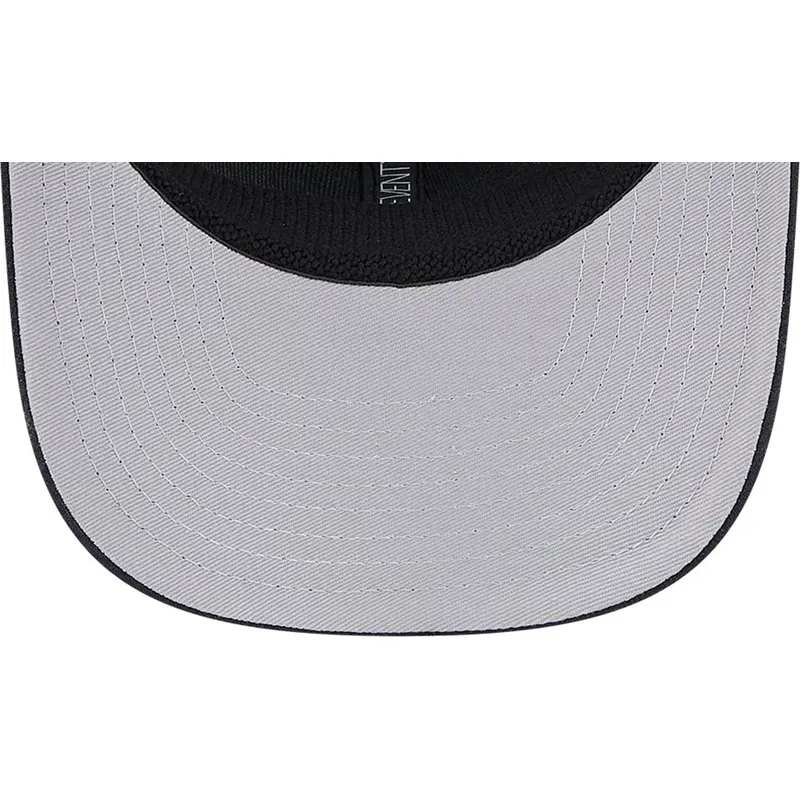 kepure-islenkta-tamsiai-melyna-snapback-9seventy-stretch-snap-evergreen-atlanta-braves-mlb-new-era