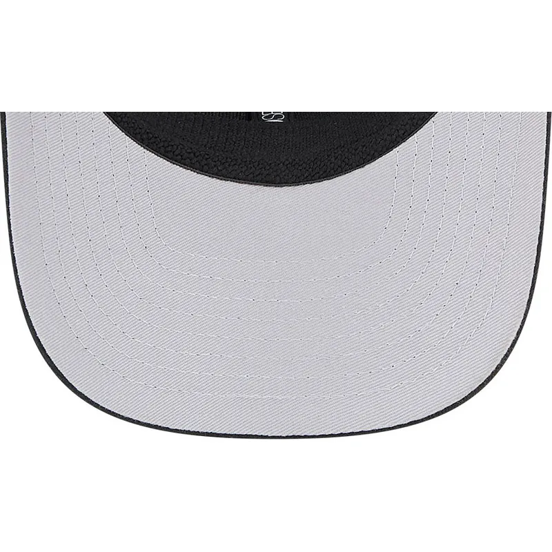 new-era-9seventy-stretch-snap-evergreen-chicago-white-sox-mlb-black-trucker-hat