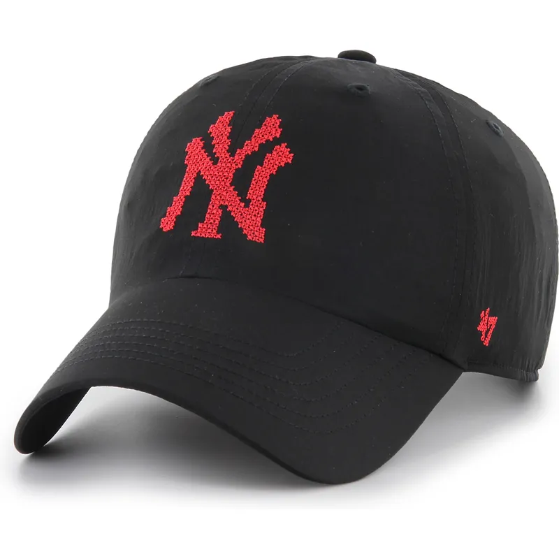 czarna-regulowana-czapka-z-zakrzywionym-daszkiem-clean-up-eight-bit-hero-new-york-yankees-mlb-od-47-brand