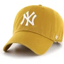 zolta-zakrzywiona-czapka-z-regulacja-clean-up-flat-gold-new-york-yankees-mlb-od-47-brand