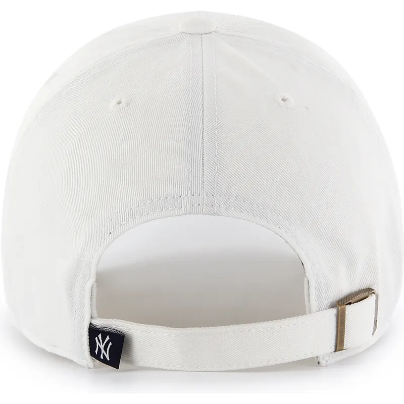 kepure-islenkta-balta-reguliuojamas-clean-up-new-york-yankees-mlb-47-brand