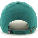zielona-regulowana-czapka-z-zakrzywionym-daszkiem-clean-up-tailgate-teal-new-york-yankees-mlb-od-47-brand