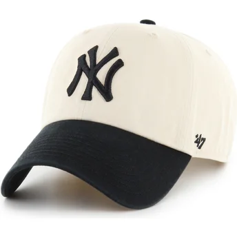 Gorra curva beige y negra ajustable Clean Up Two Tone No Loop Label de New York Yankees MLB de 47 Brand