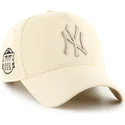 cap-islenkta-beige-snapback-mvp-dt-sure-shot-two-tone-cotton-new-york-yankees-mlb-47-brand