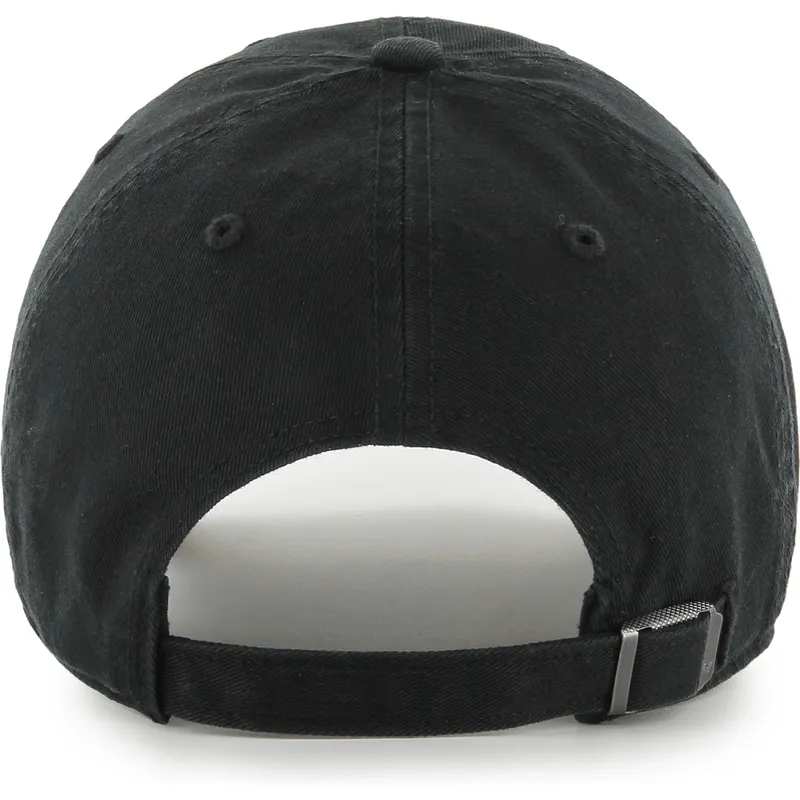 kepure-islenkta-juoda-reguliuojamas-clean-up-base-runner-script-new-york-yankees-mlb-47-brand