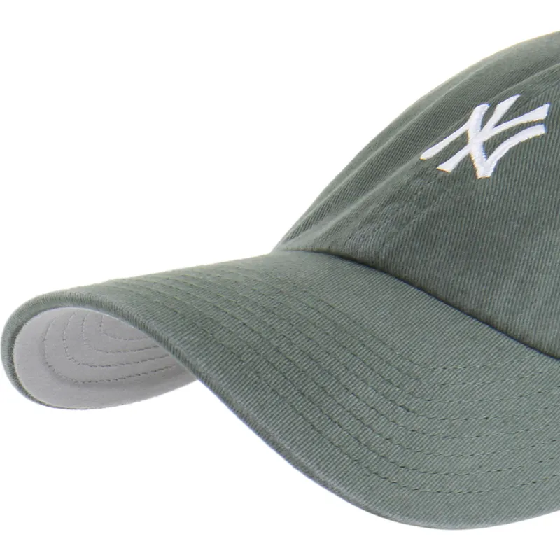 kepure-islenkta-zalia-reguliuojamas-clean-up-base-runner-new-york-yankees-mlb-47-brand