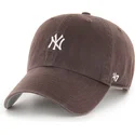 kepure-islenkta-ruda-reguliuojamas-clean-up-base-runner-mini-new-york-yankees-mlb-47-brand
