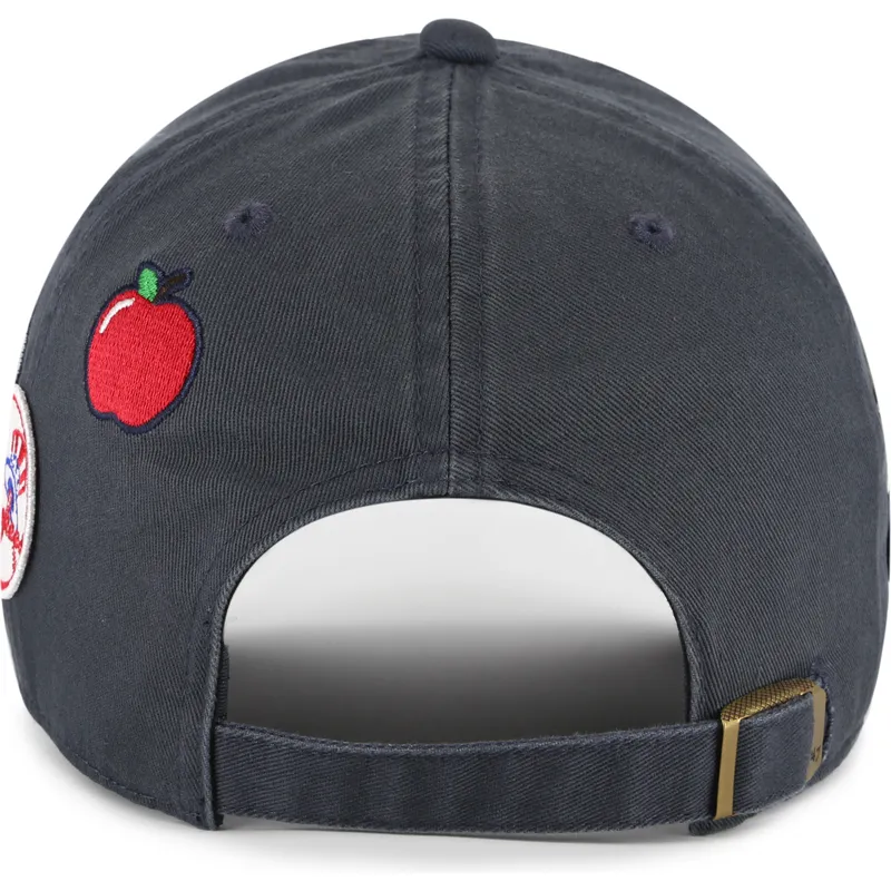 kepure-islenkta-tamsiai-melyna-reguliuojamas-clean-up-badges-vintage-new-york-yankees-mlb-47-brand
