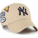 kepure-islenkta-chaki-reguliuojamas-clean-up-badges-new-york-yankees-mlb-47-brand