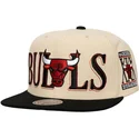cap-plokscia-black-snapback-across-the-board-chicago-bulls-nba-mitchell-ness