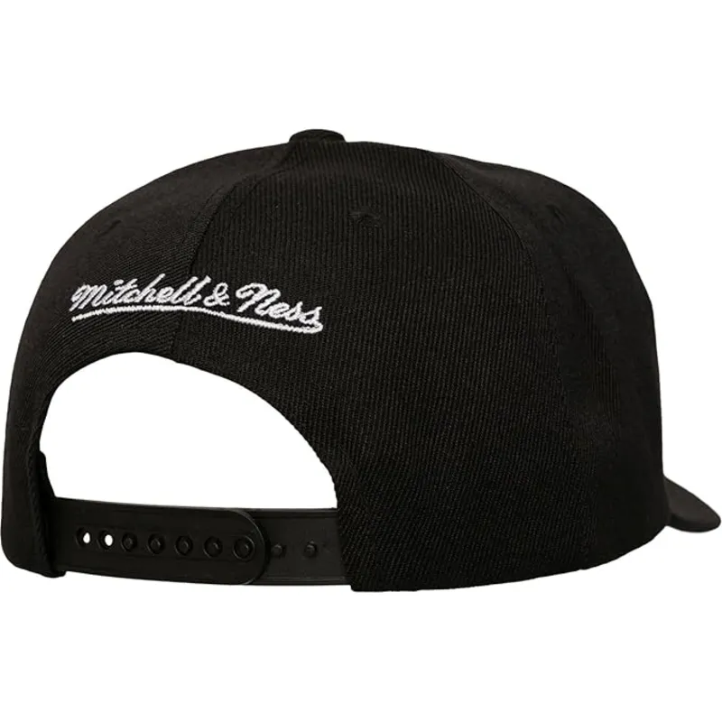 cap-islenkta-black-snapback-busted-pro-vancouver-grizzlies-nba-mitchell-ness