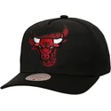cap-islenkta-black-snapback-tilted-pro-chicago-bulls-nba-mitchell-ness