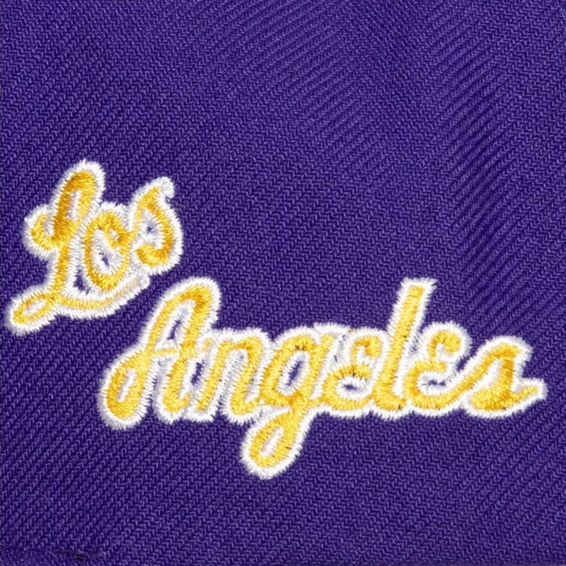 kepure-islenkta-violetine-snapback-team-script-20-pro-los-angeles-lakers-nba-mitchell-ness