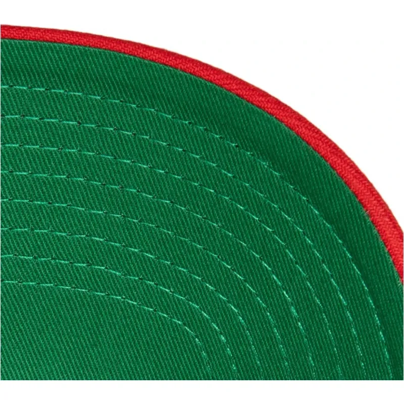 gorra-curva-blanca-y-roja-snapback-team-2-tone-20-pro-de-chicago-bulls-nba-de-mitchell-ness