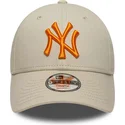cap-islenkta-beige-adjustable-strap-vaikams-9forty-league-essential-new-york-yankees-mlb-new-era