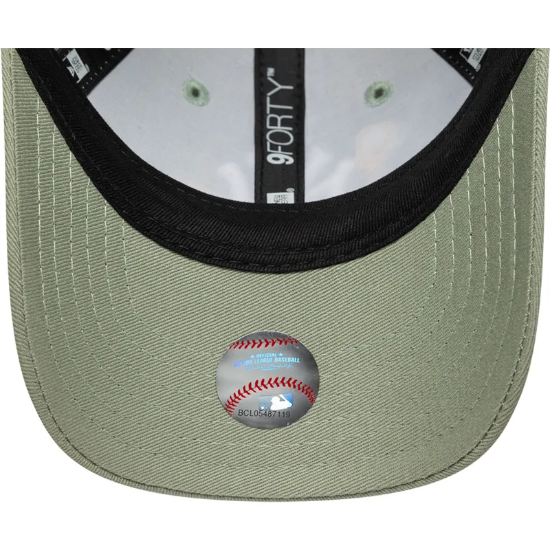 kepure-islenkta-zalia-reguliuojamas-vaikams-9forty-summer-icon-new-york-yankees-mlb-new-era