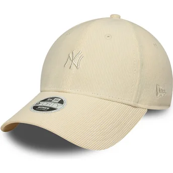 Beżowa zakrzywiona czapka regulowana dla kobiet 9FORTY Mini Cord New York Yankees MLB New Era