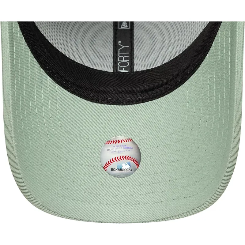 cap-islenkta-green-adjustable-strap-9forty-mini-cord-new-york-yankees-mlb-new-era