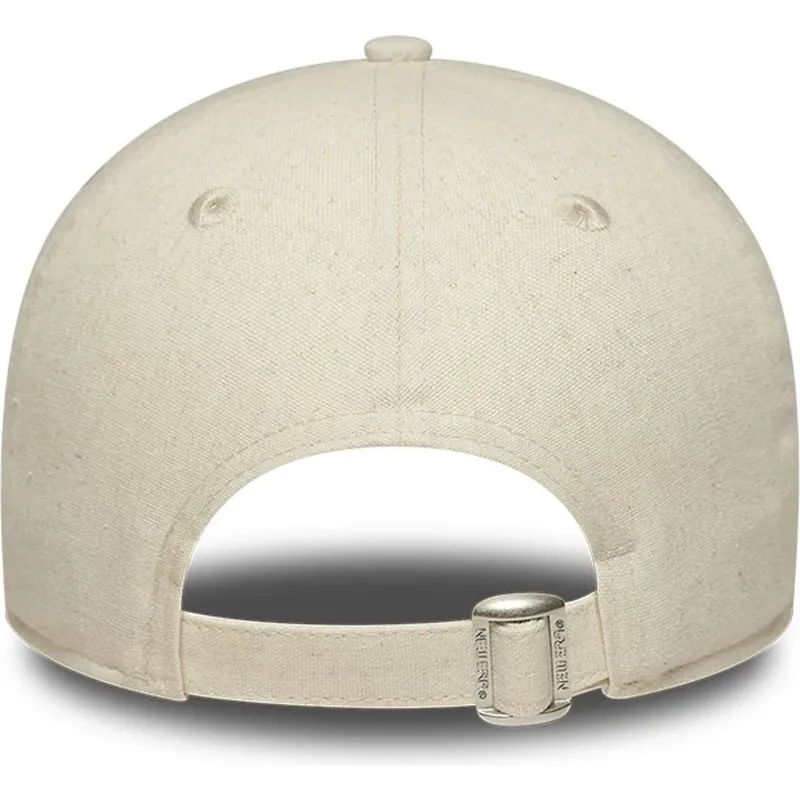 bezowa-regulowana-czapka-z-daszkiem-z-bezowym-logo-dla-kobiet-9twenty-midi-linen-new-york-yankees-mlb-new-era