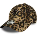 czapka-z-zakrzywionym-daszkiem-w-panterke-regulowana-z-czarnym-logo-dla-kobiet-9twenty-leopard-new-york-yankees-mlb-new-era