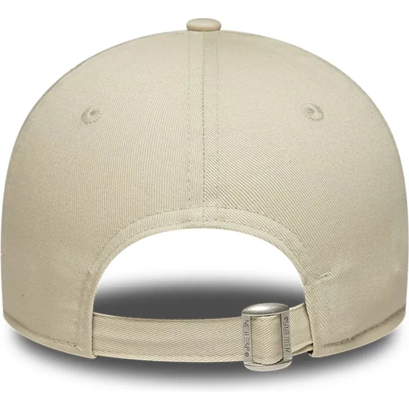 cap-islenkta-beige-adjustable-strap-9forty-new-era