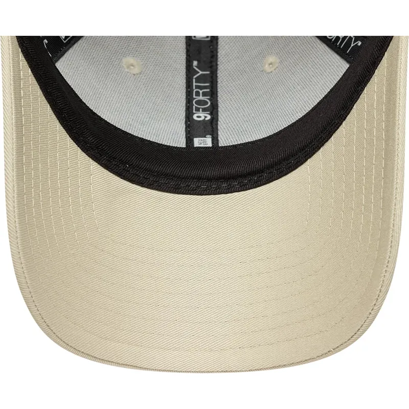 kepure-islenkta-smelio-reguliuojamas-9forty-beaded-new-era