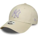 cap-islenkta-beige-adjustable-strap-9forty-metallic-new-york-yankees-mlb-new-era