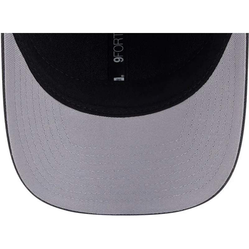 szara-czapka-z-zakrzywionym-daszkiem-snapback-9forty-m-crown-vegas-golden-knights-nhl-new-era