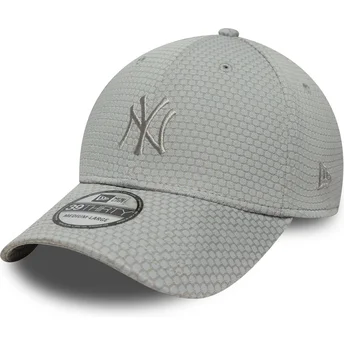 Szara dopasowana czapka z zakrzywionym daszkiem 39THIRTY Stretch Mesh New York Yankees MLB New Era