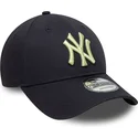 kepure-islenkta-tamsiai-melyna-reguliuojamas-9forty-league-essential-new-york-yankees-mlb-new-era