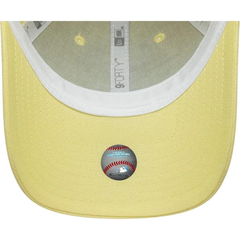 kepure-islenkta-geltona-reguliuojama-juostele-9forty-team-outline-los-angeles-dodgers-mlb-new-era