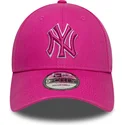 cap-islenkta-pink-adjustable-strap-9forty-team-outline-new-york-yankees-mlb-new-era