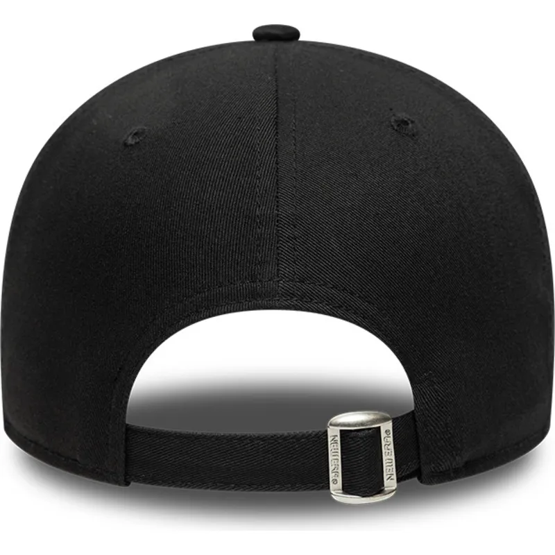 kepure-islenkta-juoda-reguliuojamas-9forty-team-outline-chicago-bulls-nba-new-era