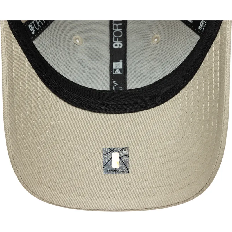 cap-islenkta-beige-adjustable-strap-9forty-team-outline-los-angeles-lakers-nba-new-era