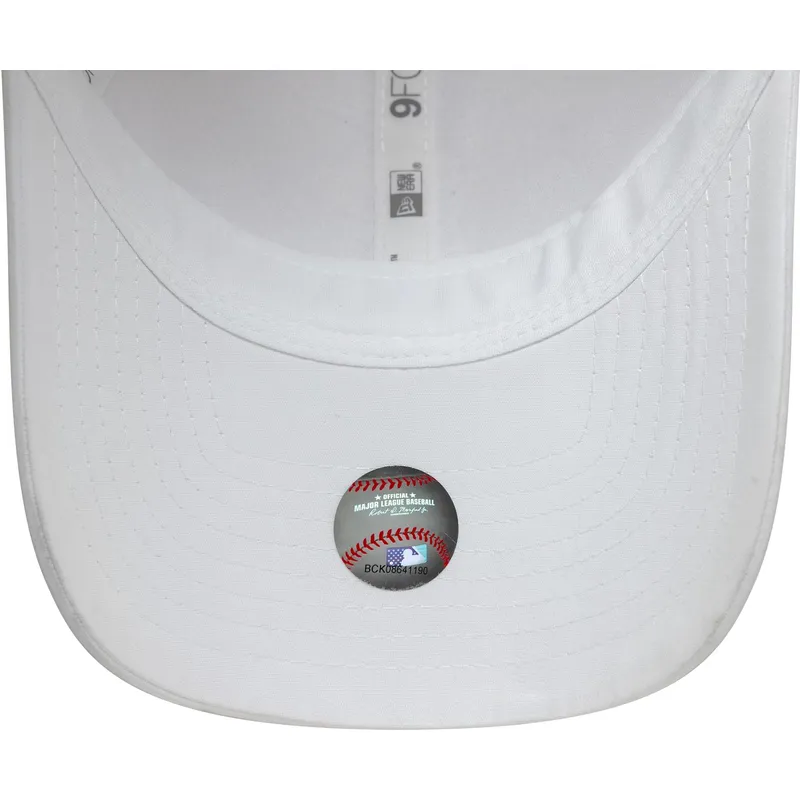 cap-islenkta-white-adjustable-strap-9forty-flawless-new-york-yankees-mlb-new-era