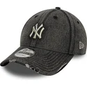 czarna-regulowana-czapka-z-zakrzywionym-daszkiem-9forty-acid-wash-denim-new-york-yankees-mlb-new-era