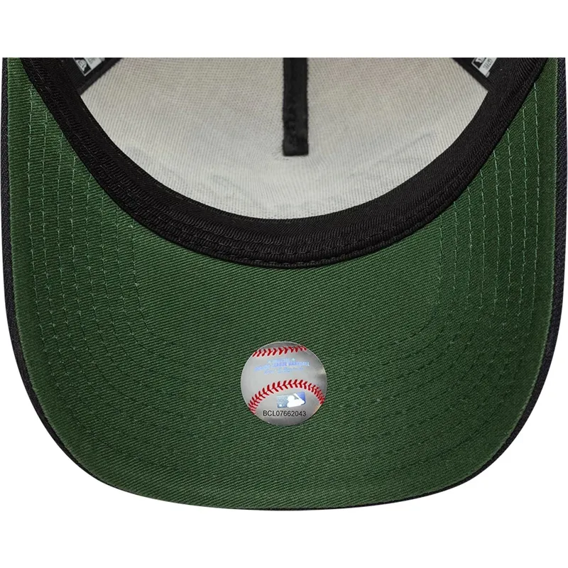 czapka-z-daszkiem-bezowo-granatowa-snapback-e-frame-city-icon-new-york-yankees-mlb-new-era