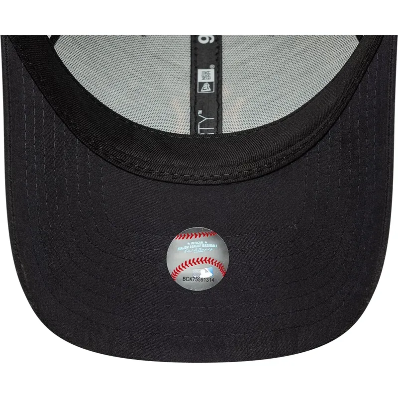 cap-islenkta-navy-blue-adjustable-strap-9forty-homefield-midi-new-york-yankees-mlb-new-era
