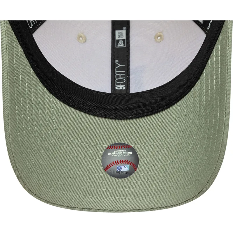cap-islenkta-beige-snapback-9forty-m-crown-side-script-los-angeles-dodgers-mlb-new-era