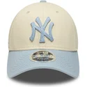 cap-islenkta-beige-snapback-9forty-m-crown-side-script-new-york-yankees-mlb-new-era