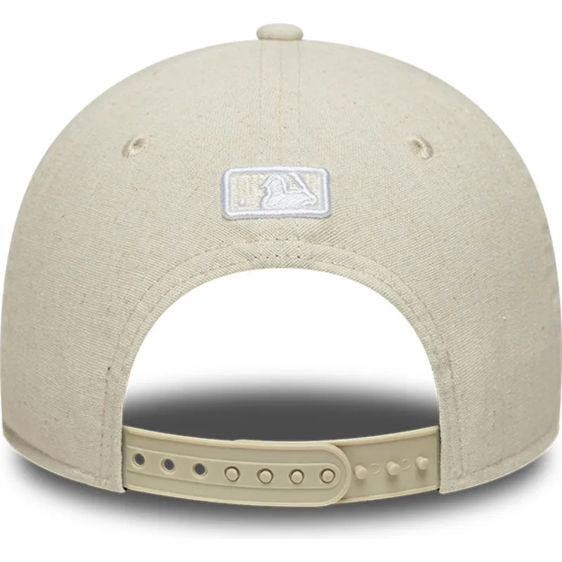 cap-islenkta-beige-snapback-9forty-m-crown-linen-new-york-yankees-mlb-new-era