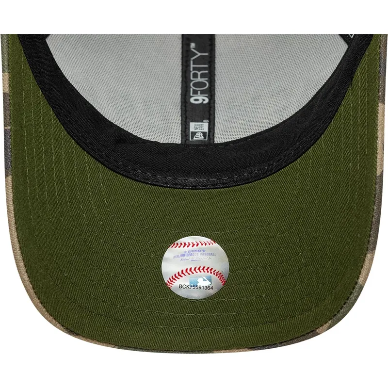 cap-islenkta-camouflage-snapback-9forty-m-crown-wordmark-new-york-yankees-mlb-new-era