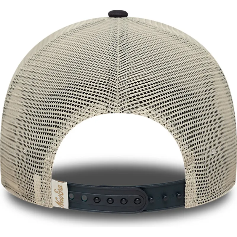 cap-islenkta-beige-snapback-9forty-m-crown-new-era