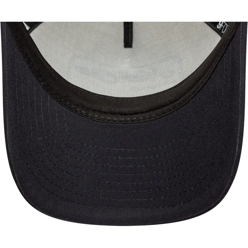 czapka-trucker-bezowa-i-granatowa-9forty-m-crown-a-frame-new-era