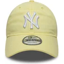zolta-jasna-czapka-z-daszkiem-regulowana-9twenty-league-essential-new-york-yankees-mlb-new-era