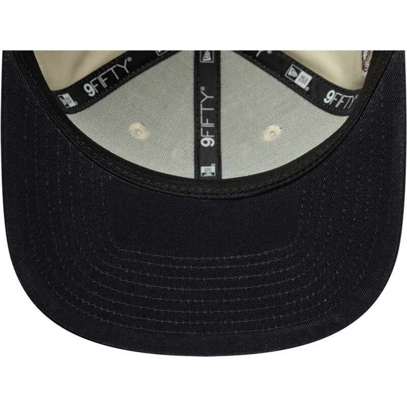 bezowa-plaska-czapka-snapback-z-granatowym-logo-9fifty-original-fit-world-series-new-york-yankees-mlb-new-era