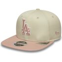 new-era-flat-brim-pink-logo-9fifty-original-fit-world-series-patch-los-angeles-dodgers-mlb-beige-snapback-cap
