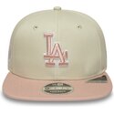 bezowa-plaska-czapka-snapback-z-rozowym-logo-9fifty-original-fit-world-series-patch-los-angeles-dodgers-mlb-new-era