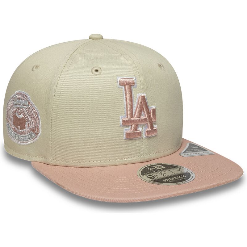bezowa-plaska-czapka-snapback-z-rozowym-logo-9fifty-original-fit-world-series-patch-los-angeles-dodgers-mlb-new-era
