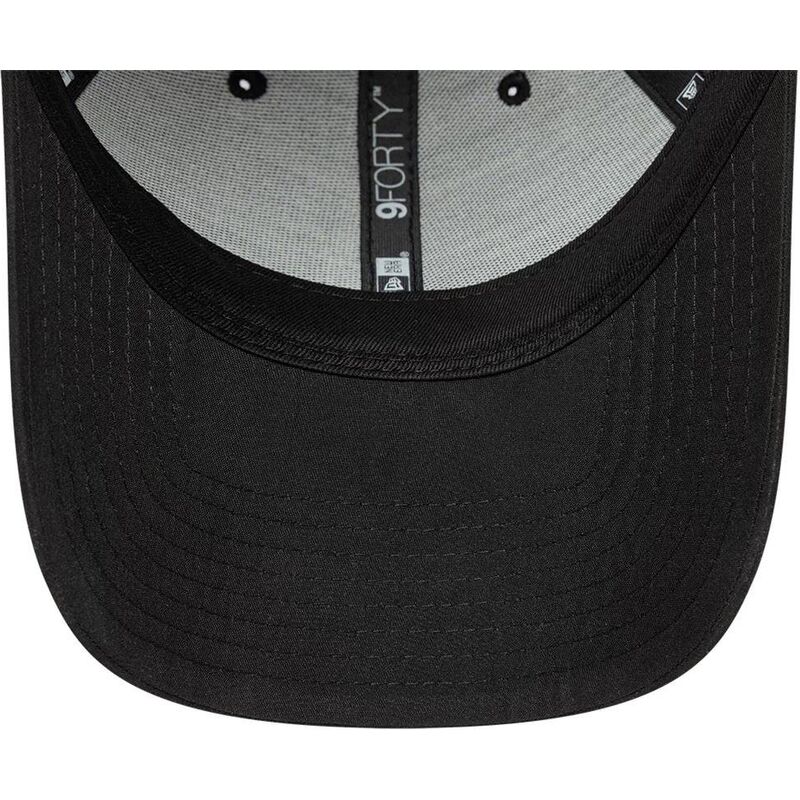 czarna-regulowana-czapka-z-zakrzywionym-daszkiem-9forty-tonal-flawless-new-york-yankees-mlb-new-era